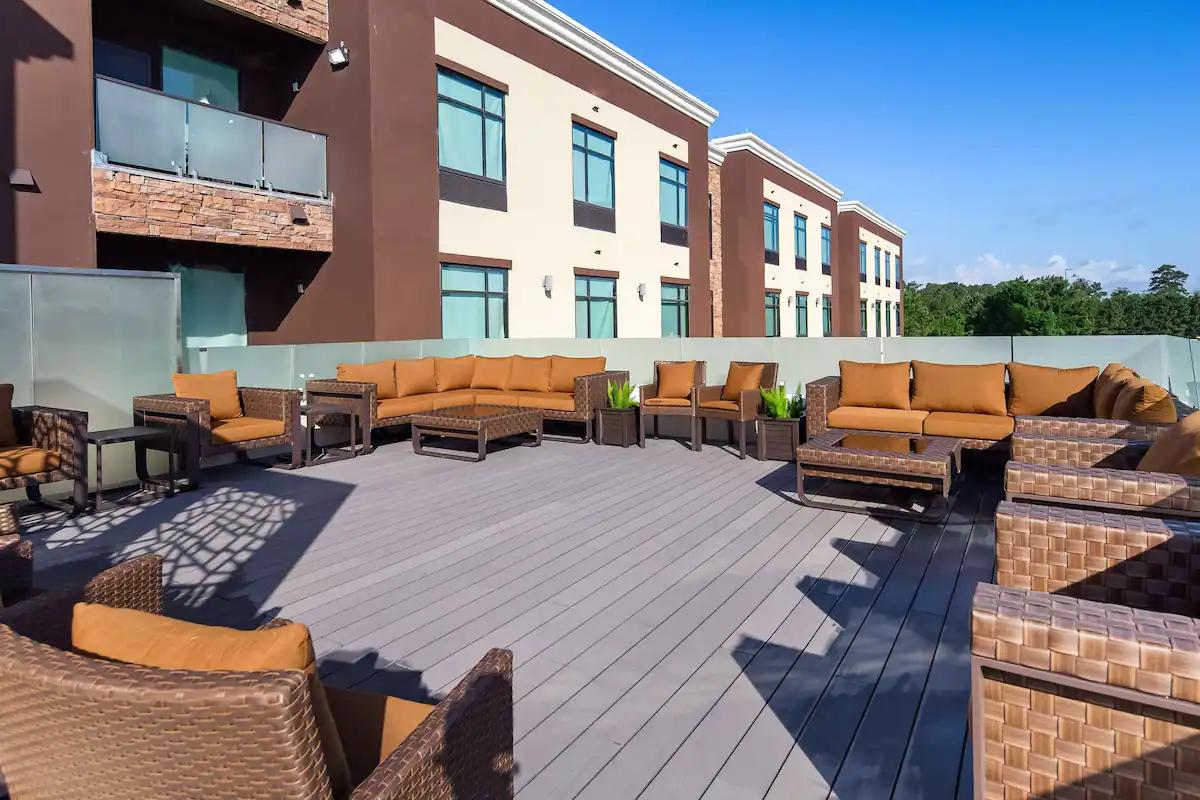 Hotel Manhattan, BW Signature Collection New Caney Exterior photo